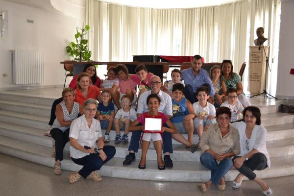 http://www.cavareporter.it/public/File/FotoBig/470_fotobiblioteca.jpg